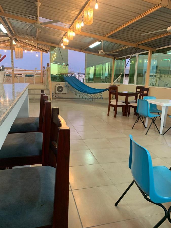 Reef Hostel مانتا المظهر الخارجي الصورة