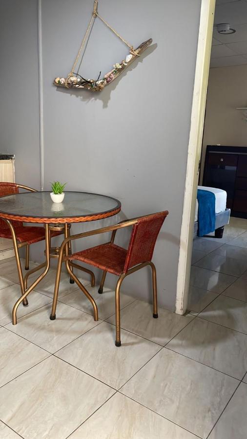 Reef Hostel مانتا المظهر الخارجي الصورة