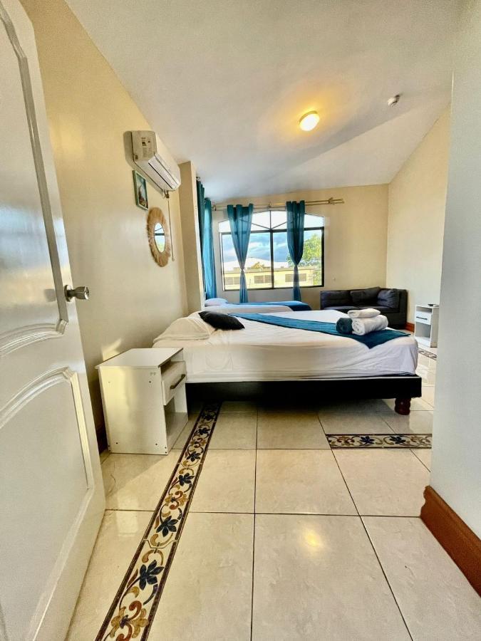 Reef Hostel مانتا المظهر الخارجي الصورة