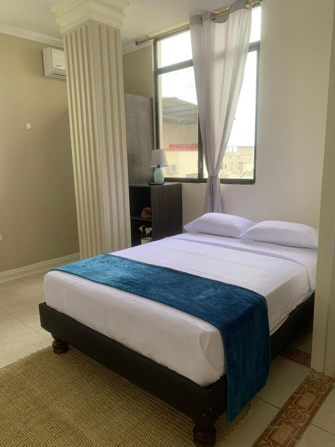 Reef Hostel مانتا المظهر الخارجي الصورة