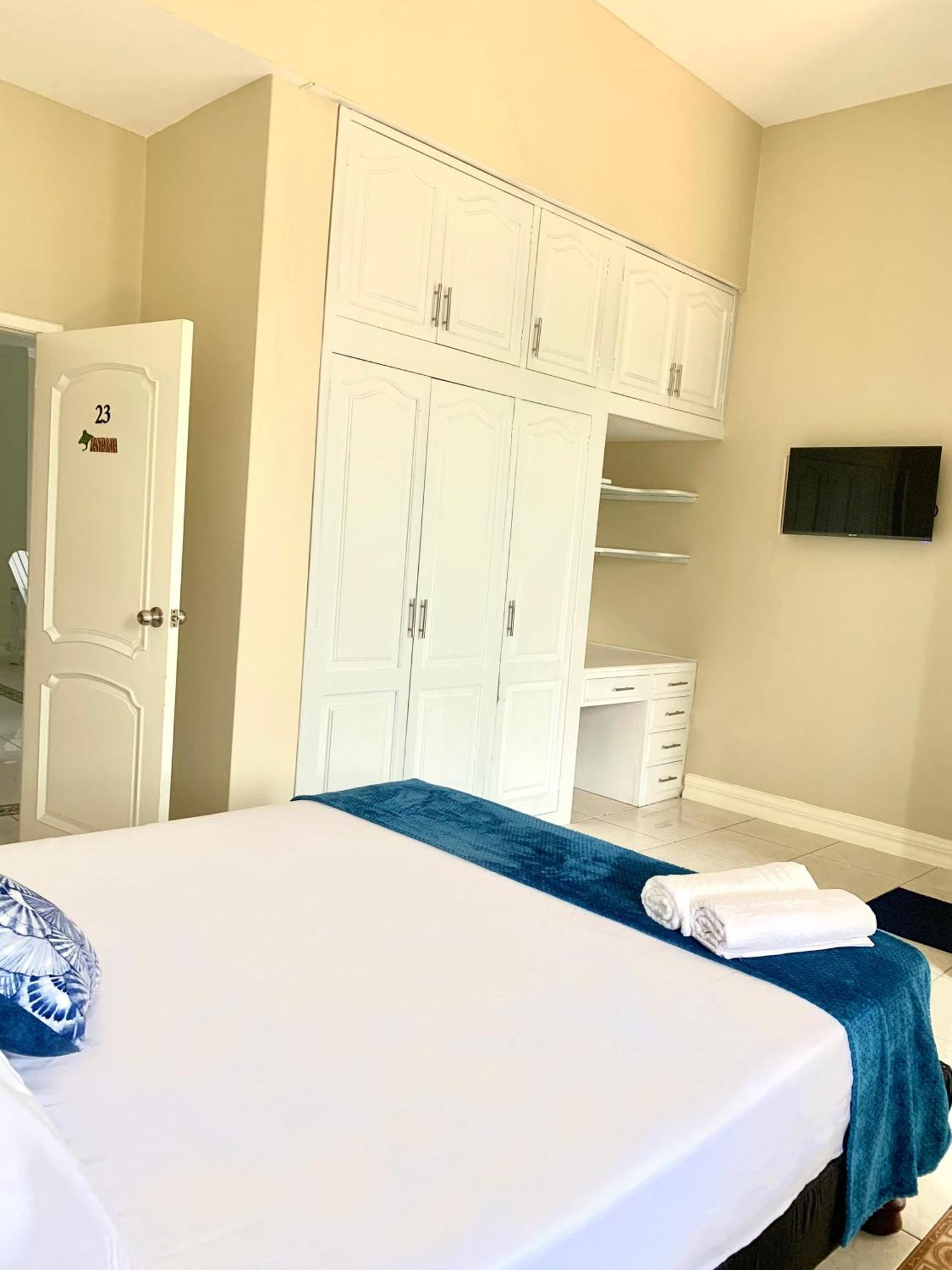 Reef Hostel مانتا المظهر الخارجي الصورة