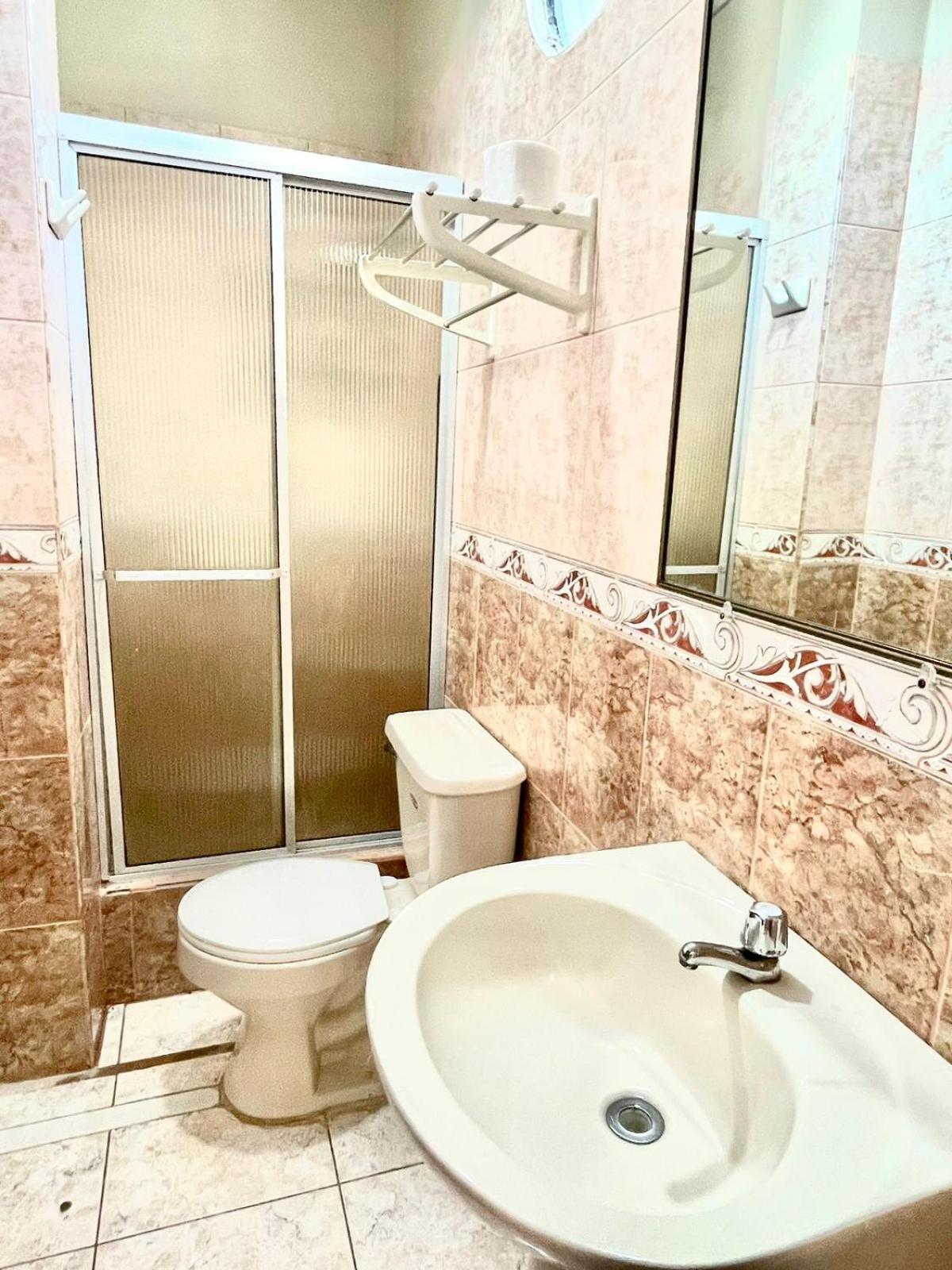 Reef Hostel مانتا المظهر الخارجي الصورة
