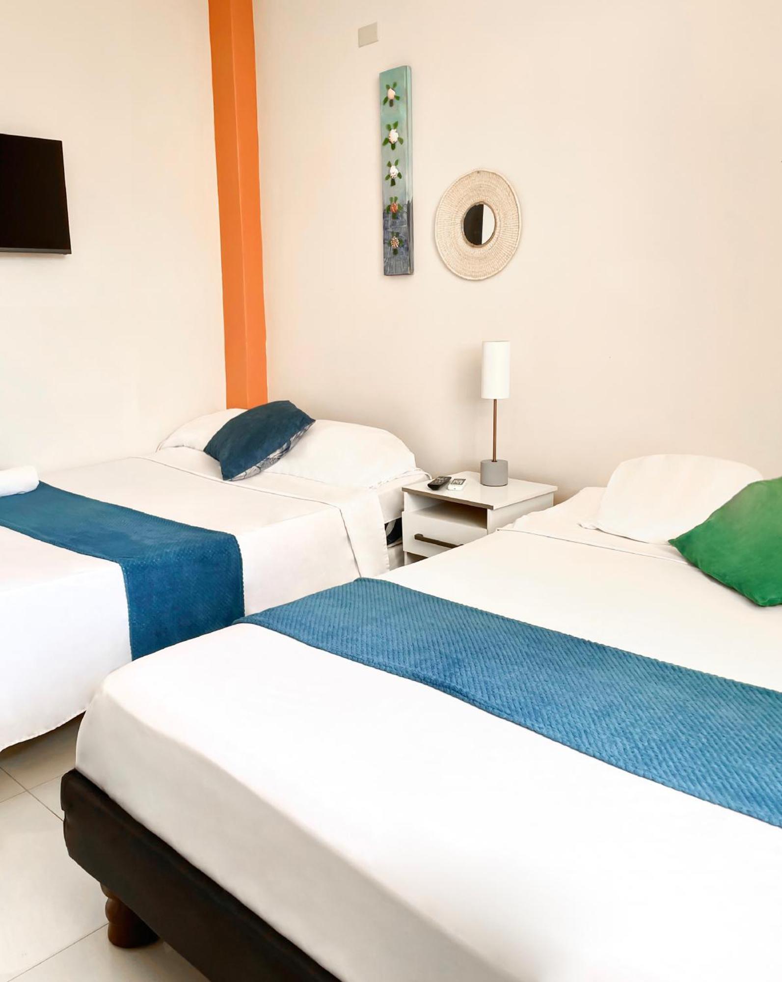 Reef Hostel مانتا المظهر الخارجي الصورة