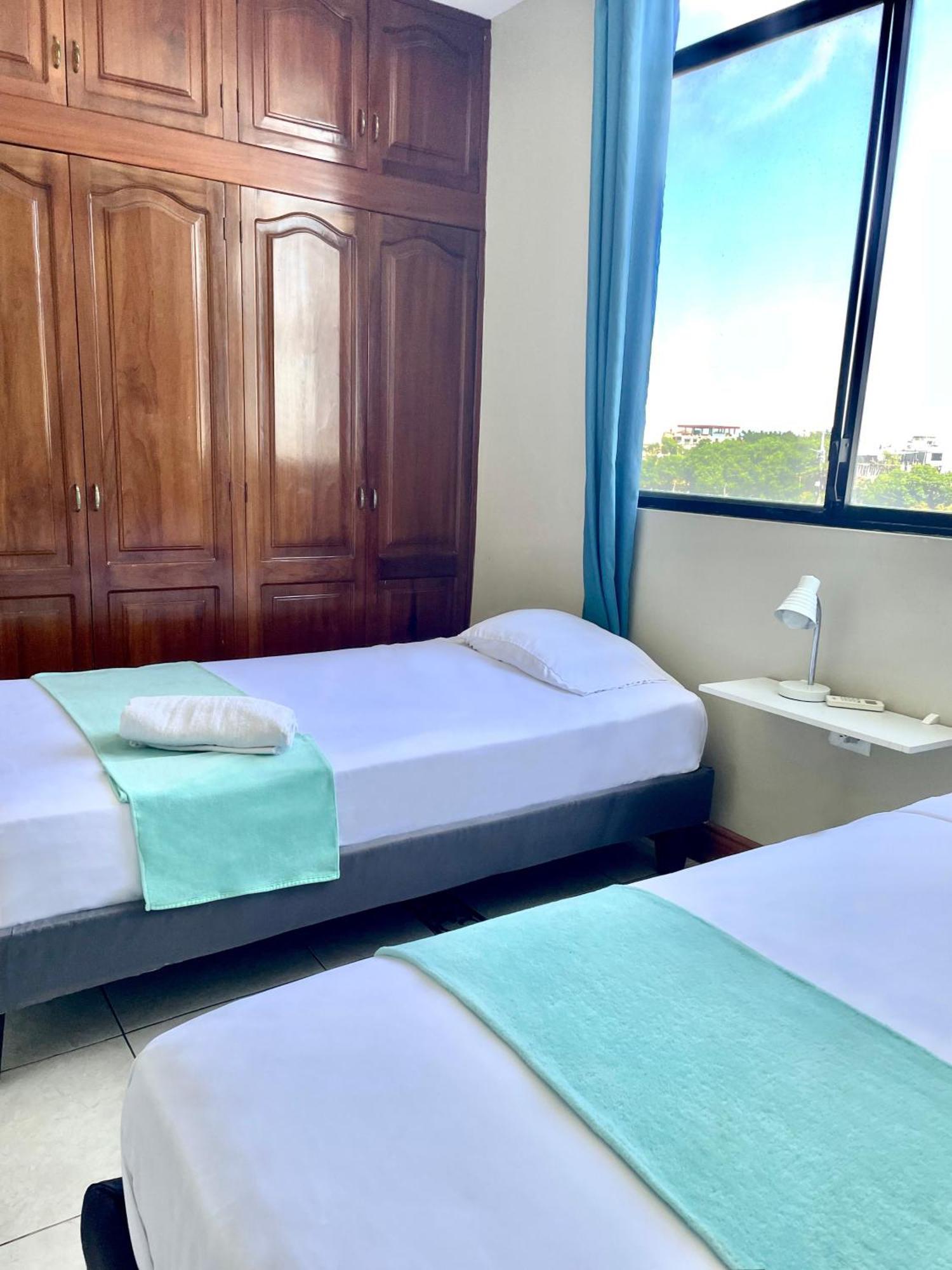 Reef Hostel مانتا المظهر الخارجي الصورة